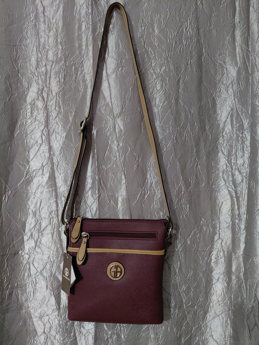 Giani Bernini Women Crossbody Bag in Burgundy with Tan Trim NWT